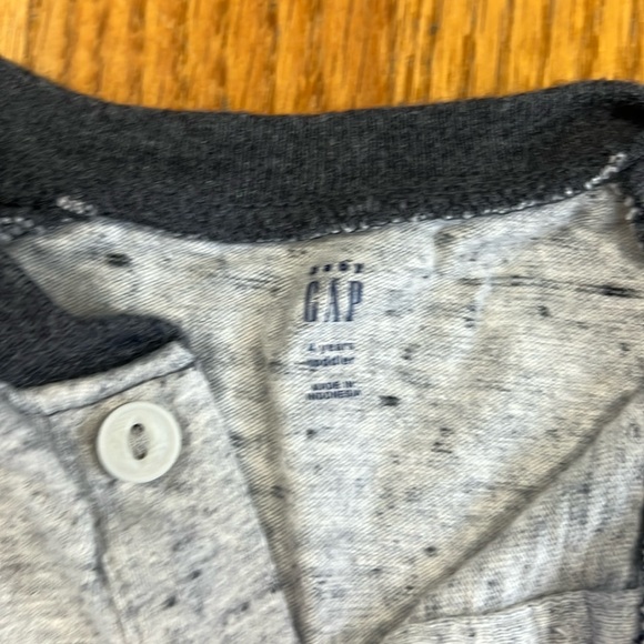 Lot of 2 Gap Long Sleeve Tees. Henley & Stripes - Picture 3 of 14